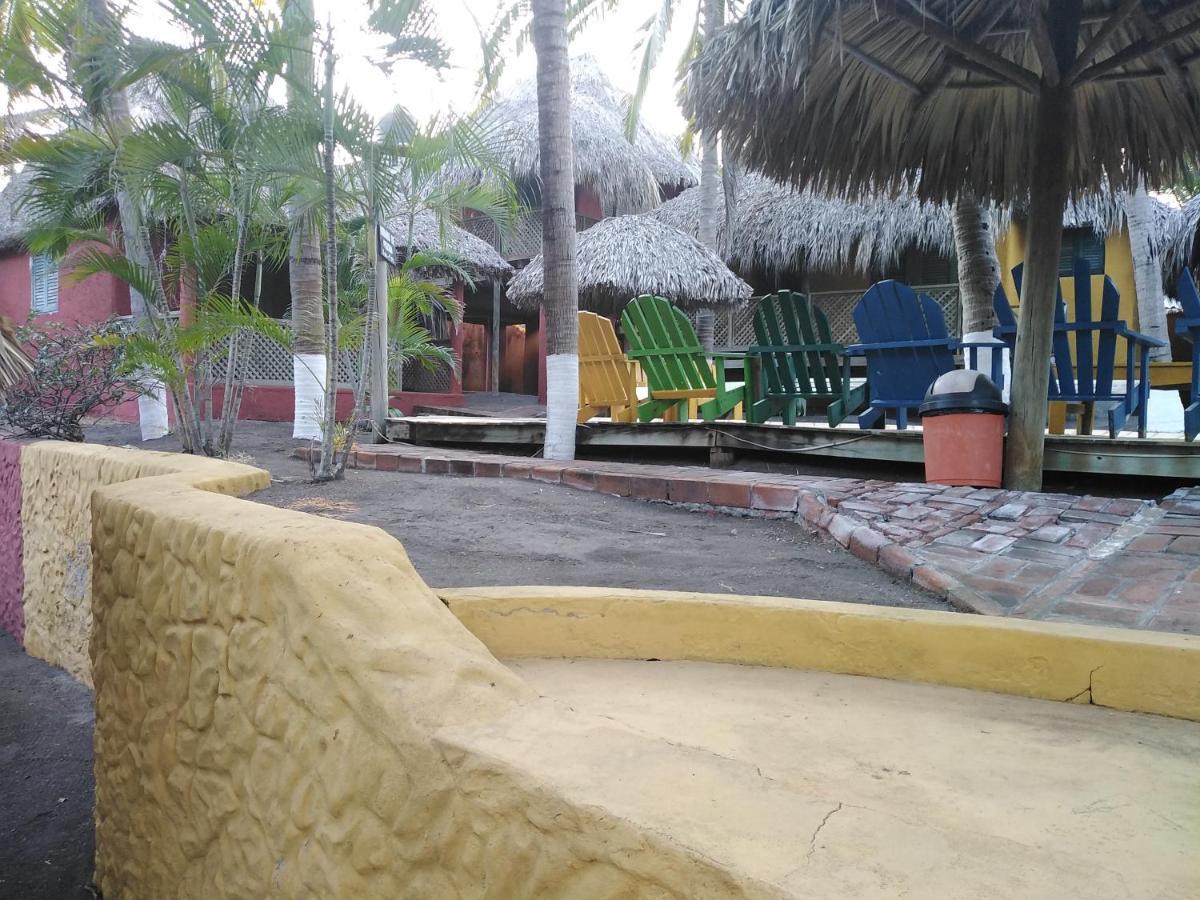 Hotel Pez De Oro Monterrico Exterior foto